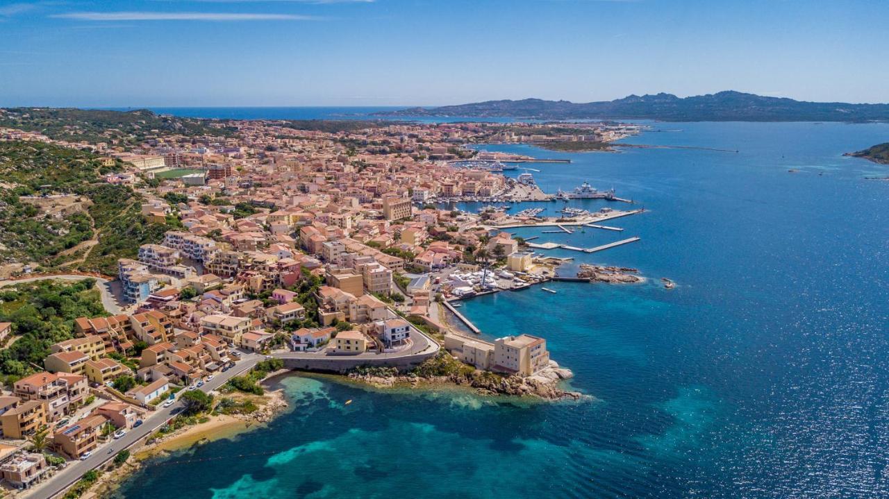 Hotel Il Gabbiano La Maddalena  Exterior foto